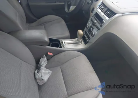 2010 Chevrolet Malibu Ls from USA, damaged, VIN 1G1ZB5EB0A4138598